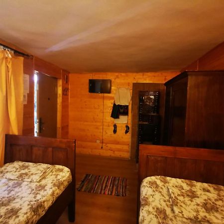 Casa De Oaspeti Dunarea La Cazane Dubova Εξωτερικό φωτογραφία