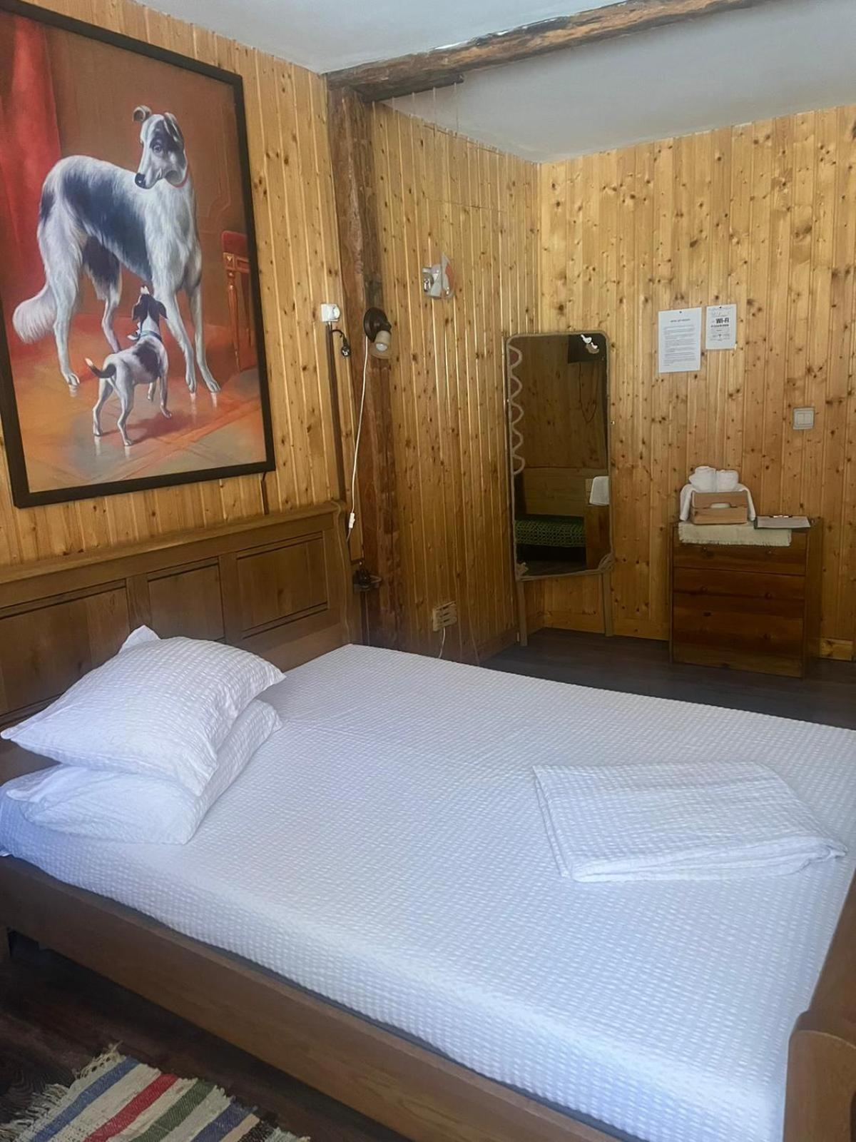 Casa De Oaspeti Dunarea La Cazane Dubova Εξωτερικό φωτογραφία